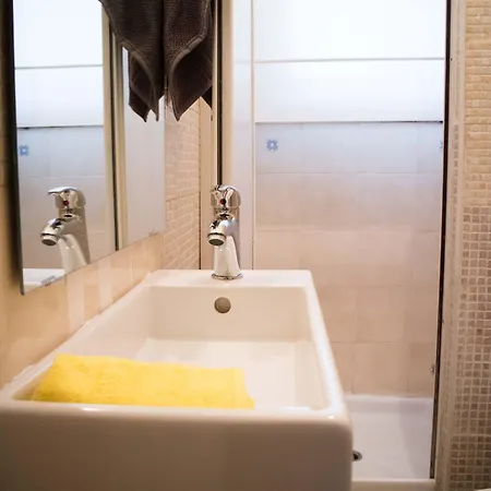 Kamchu Apartments: Viale Libia Maison d'hôtes *